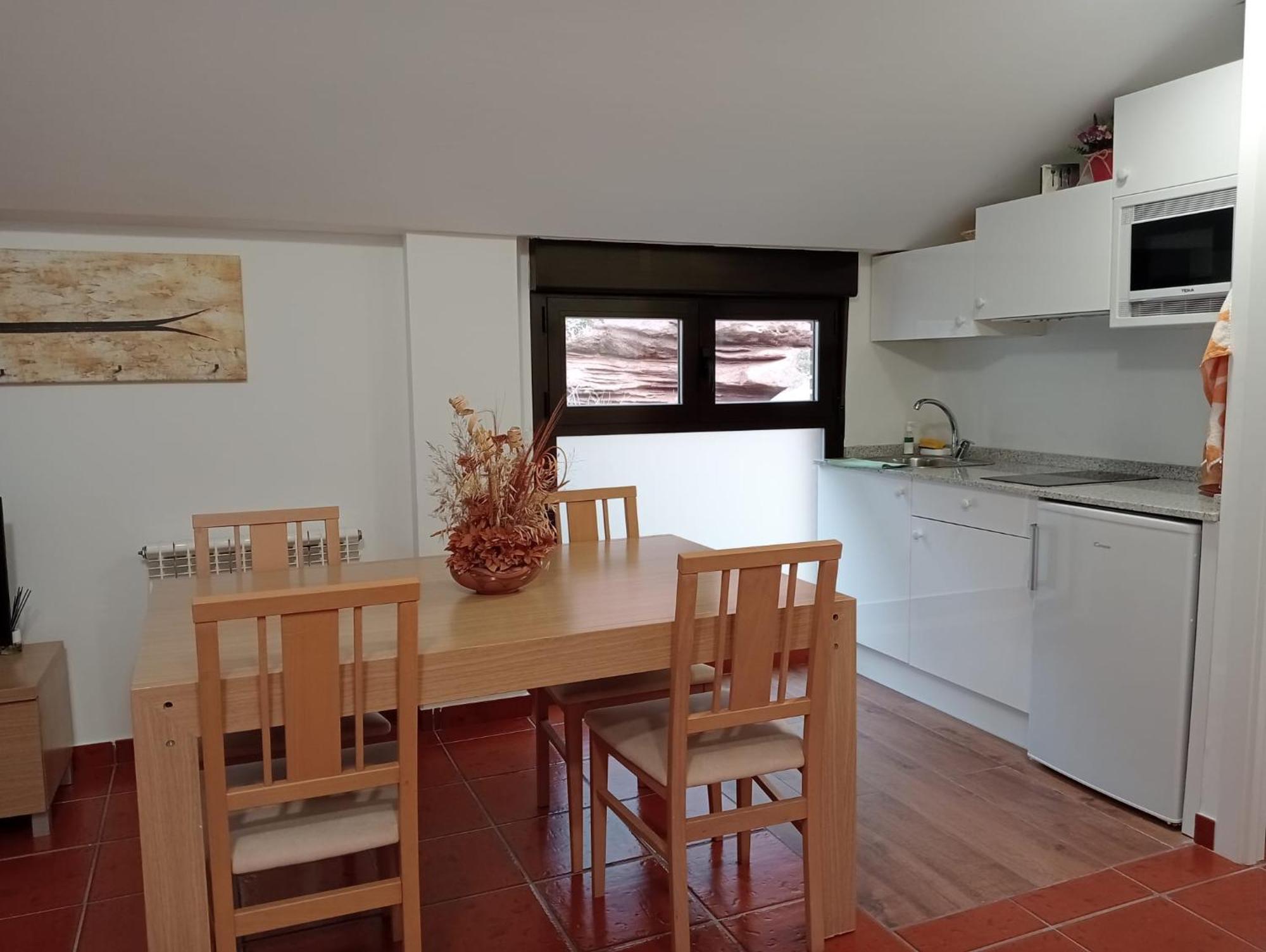Apartamentos La Piedra En Pleno Centro Historico Con Dos Dormitorios Y Dos Banos Nájera Εξωτερικό φωτογραφία