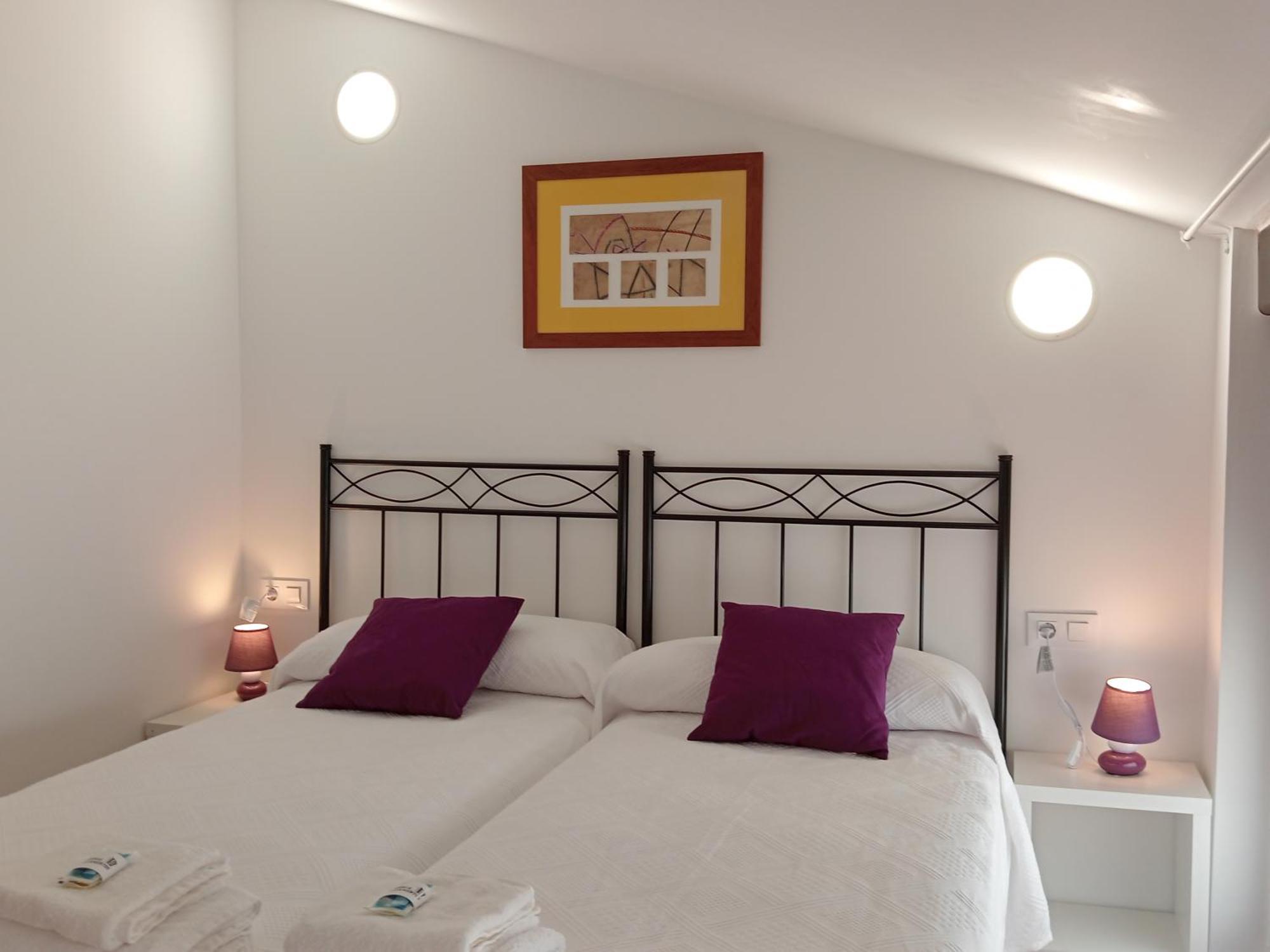 Apartamentos La Piedra En Pleno Centro Historico Con Dos Dormitorios Y Dos Banos Nájera Εξωτερικό φωτογραφία