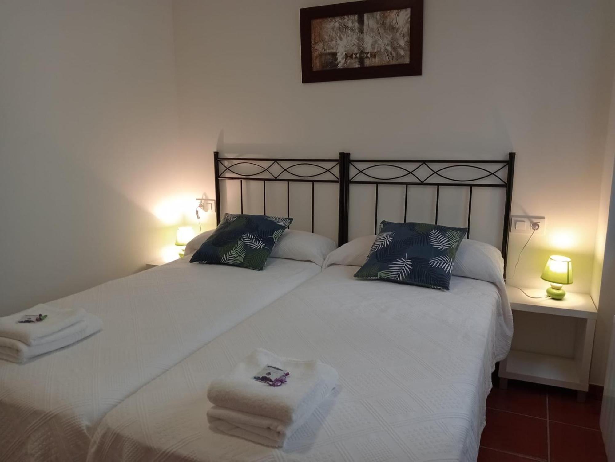 Apartamentos La Piedra En Pleno Centro Historico Con Dos Dormitorios Y Dos Banos Nájera Εξωτερικό φωτογραφία