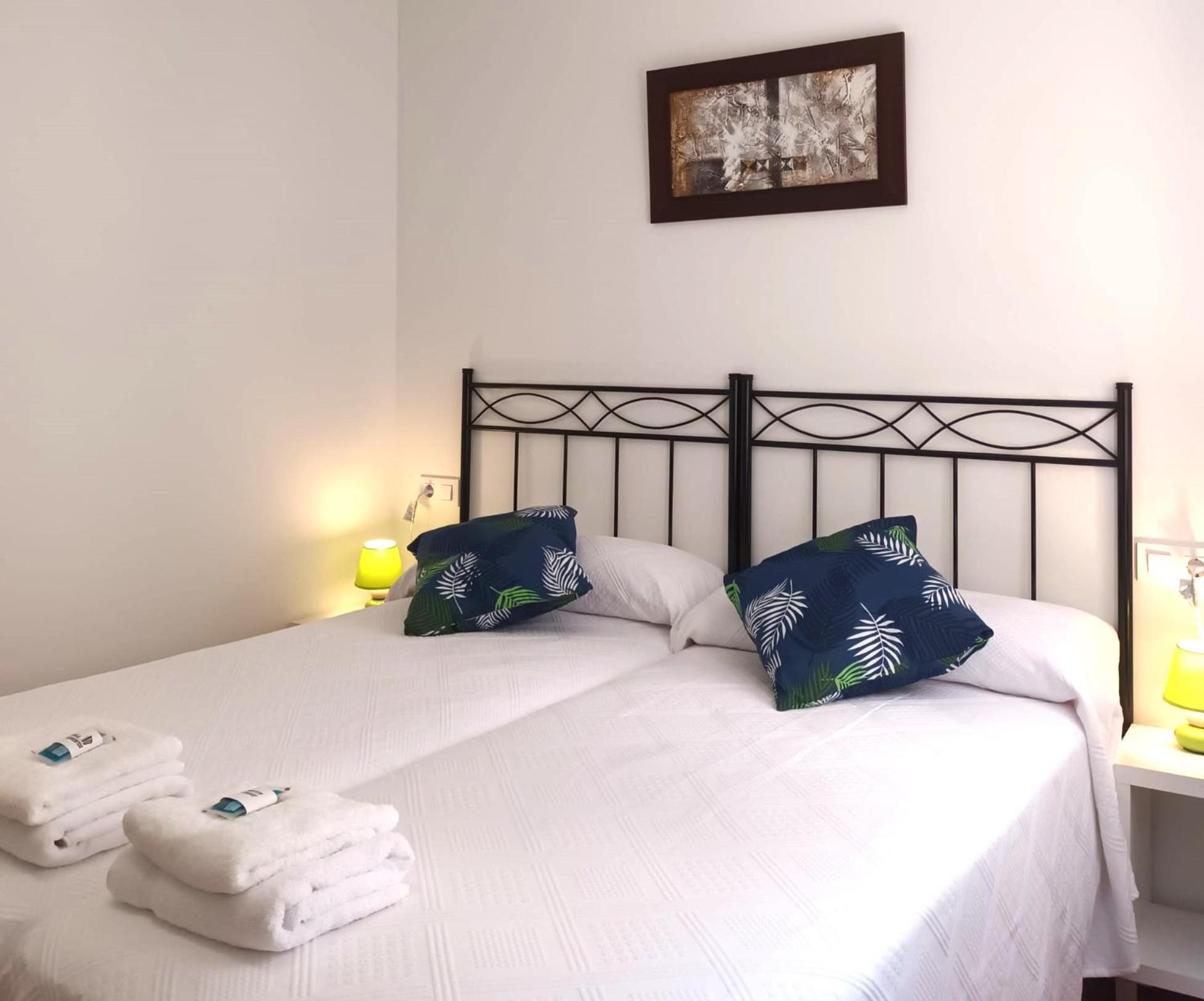 Apartamentos La Piedra En Pleno Centro Historico Con Dos Dormitorios Y Dos Banos Nájera Εξωτερικό φωτογραφία